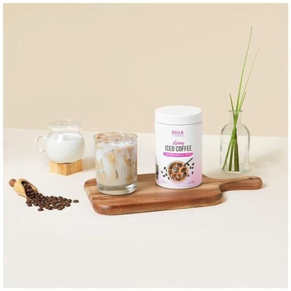 Perfectly mixed iced coffee in a glass with a creamy texture.