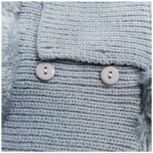 Adjustable buttons on the cold weather face mask for a customized fit and enhanced wind resistance