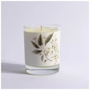 Natural soy wax candle with musky jasmine, warm honey, and orange blossom scent.